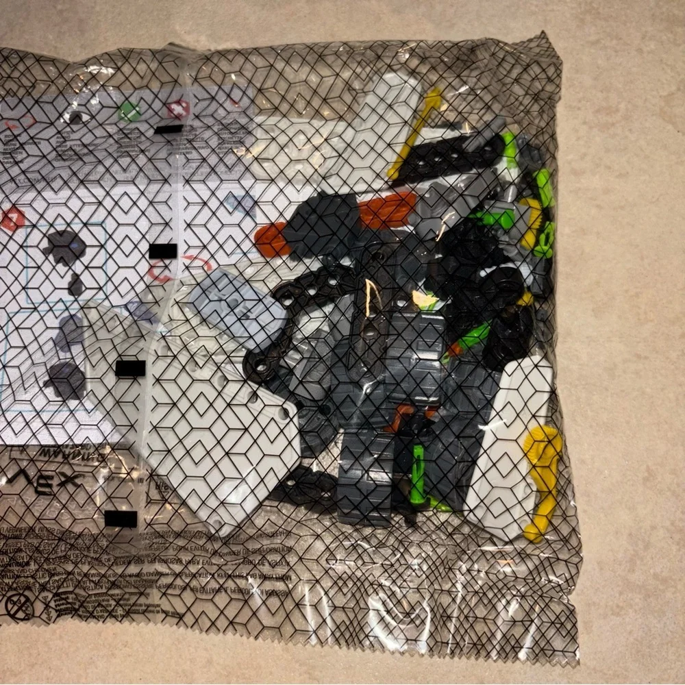 HEXBUG VEX Robotics
Explorers Rover Building
Set 406-6425 - Picture 4 of 4